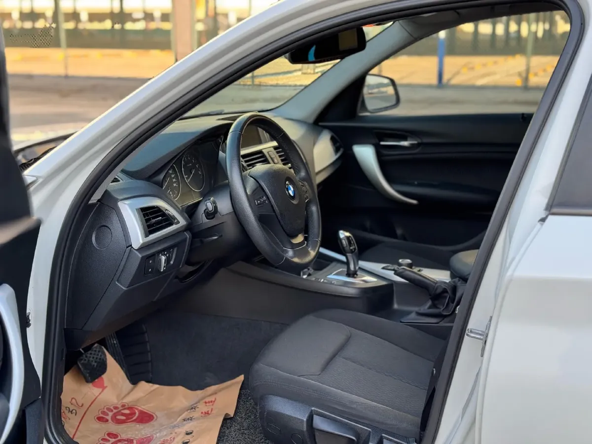 2013 BMW 1 Series 1.6T 136HP L4 8AT,autocango,china used car exporter,china ev exporter,chinese used car exporter,chinese used ev exporter