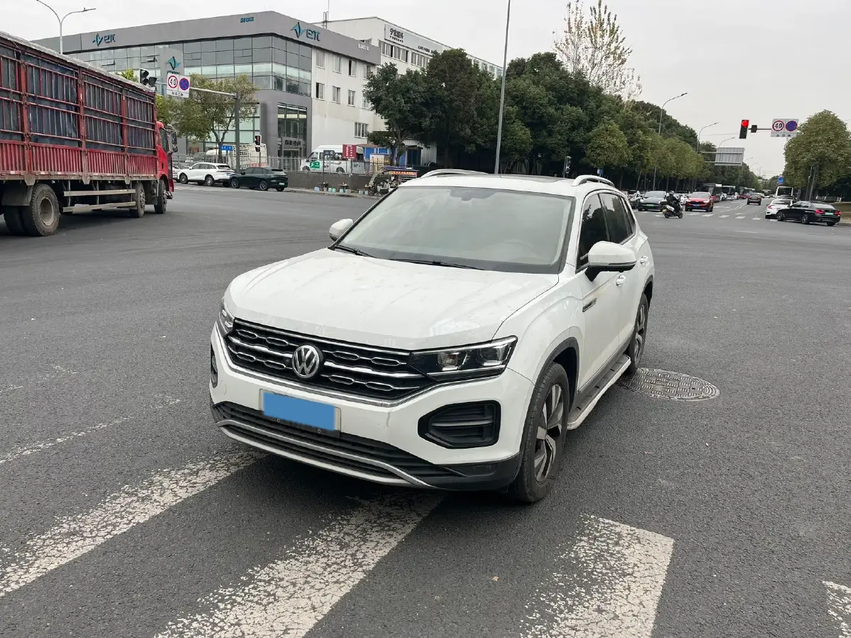 2020 Volkswagen Tayron 2.0T 186HP L4 7DCT