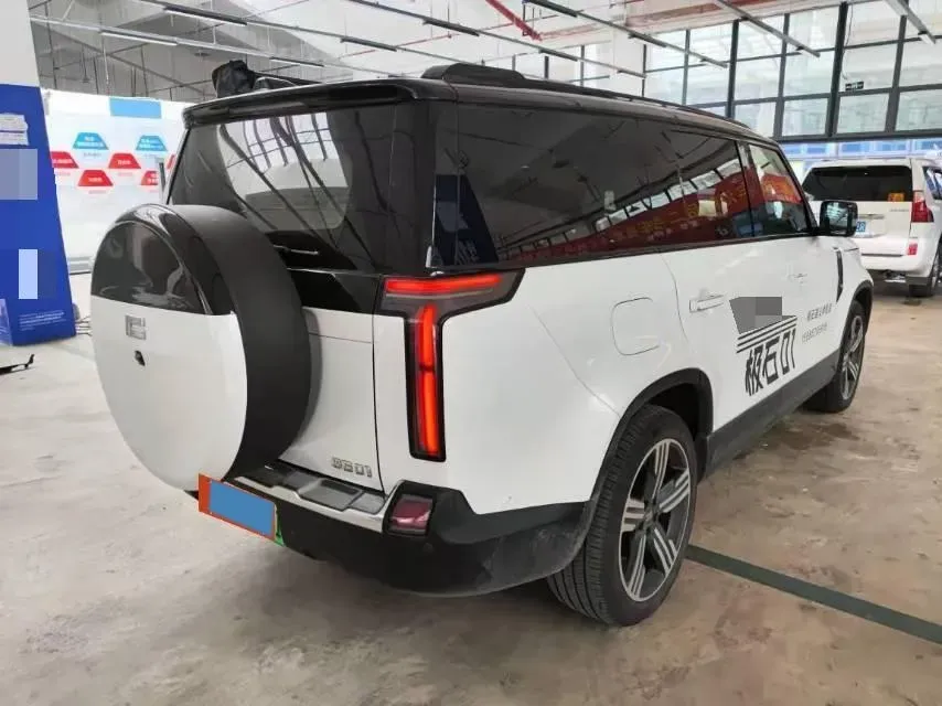 2024 ROX 01 1.5T 152HP L4 REEV 44.5KWH,autocango,china used car exporter,china ev exporter,chinese used car exporter,chinese used ev exporter