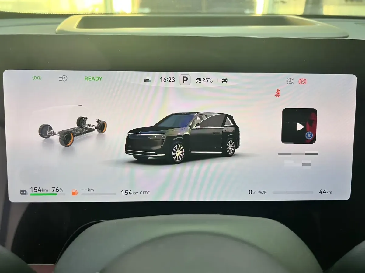 2025 AITO AITO M8 REEV 160HP REEV 37KWH,autocango,china used car exporter,china ev exporter,chinese used car exporter,chinese used ev exporter