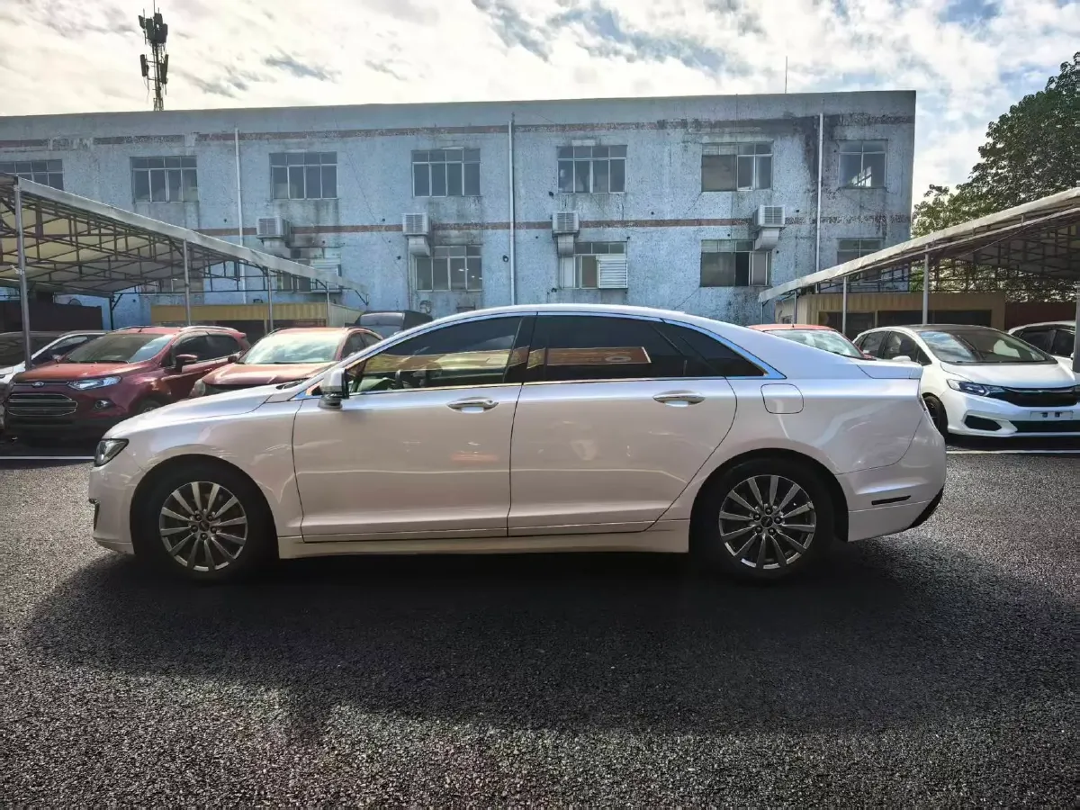 2019 BMW X2 1.5T 140HP L3 7DCT,autocango,china used car exporter,china ev exporter,chinese used car exporter,chinese used ev exporter