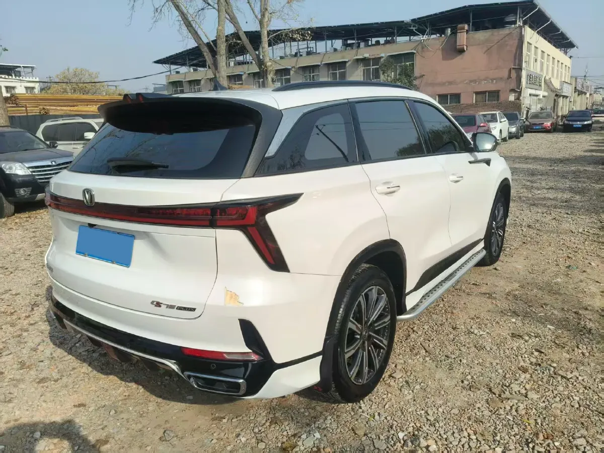 2023 ChangAn CS75 Plus 1.5T 188HP L4 8AT,autocango,china used car exporter,china ev exporter,chinese used car exporter,chinese used ev exporter