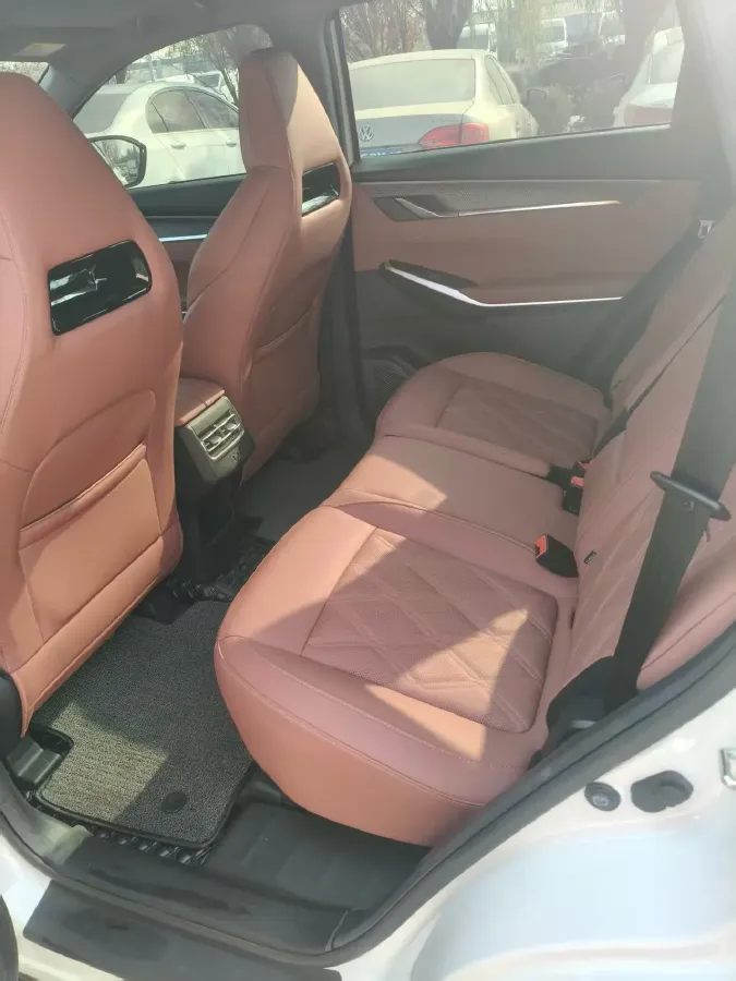 2023 ChangAn CS75 Plus 1.5T 188HP L4 8AT,autocango,china used car exporter,china ev exporter,chinese used car exporter,chinese used ev exporter