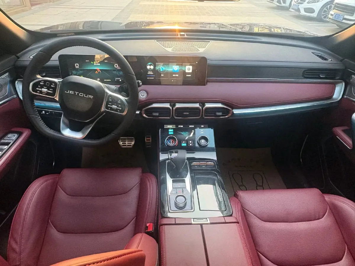 2021 Jetour X70 1.6T 197HP L4 7DCT,autocango,china used car exporter,china ev exporter,chinese used car exporter,chinese used ev exporter