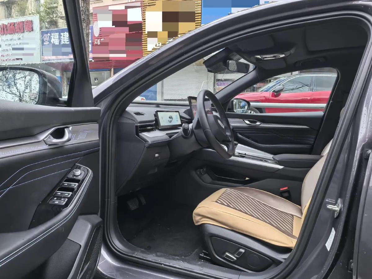 2025 Geely Preface 1.5T 181HP L4 7DCT,autocango,china used car exporter,china ev exporter,chinese used car exporter,chinese used ev exporter