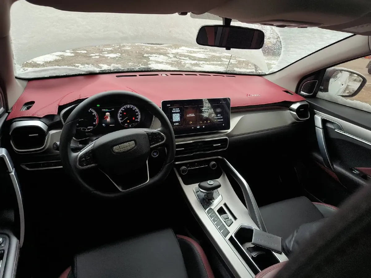 2021 Geely Coolray 1.4T 141HP L4 6DCT,autocango,china used car exporter,china ev exporter,chinese used car exporter,chinese used ev exporter