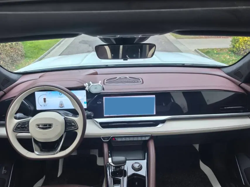 2021 Geely Monjaro 2.0T 218HP L4 7DCT,autocango,china used car exporter,china ev exporter,chinese used car exporter,chinese used ev exporter