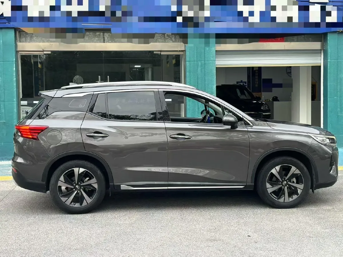 2022 GAC Trumpchi GS4 1.5T 169HP L4 6AT,autocango,china used car exporter,china ev exporter,chinese used car exporter,chinese used ev exporter