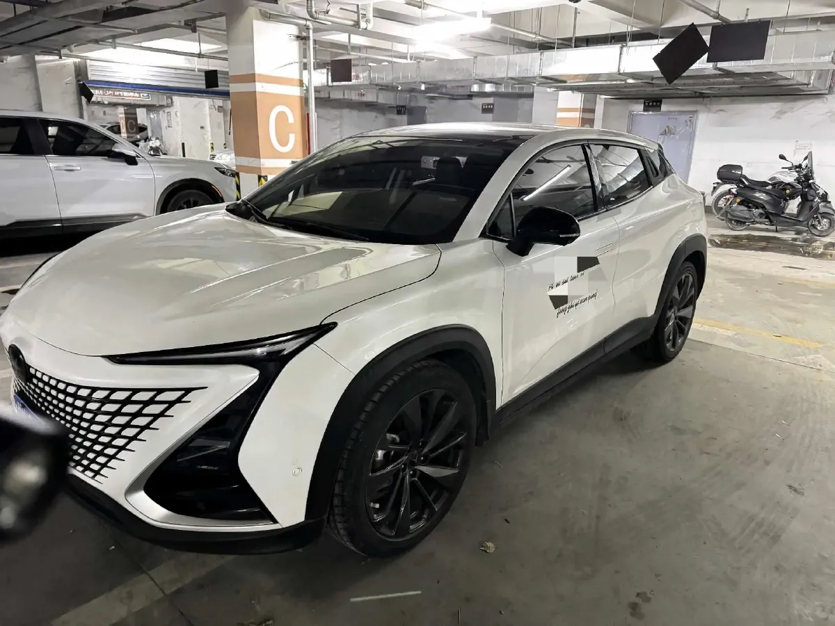 2021 ChangAn UNI-T 1.5T 180HP L4 7DCT,autocango,china used car exporter,china ev exporter,chinese used car exporter,chinese used ev exporter