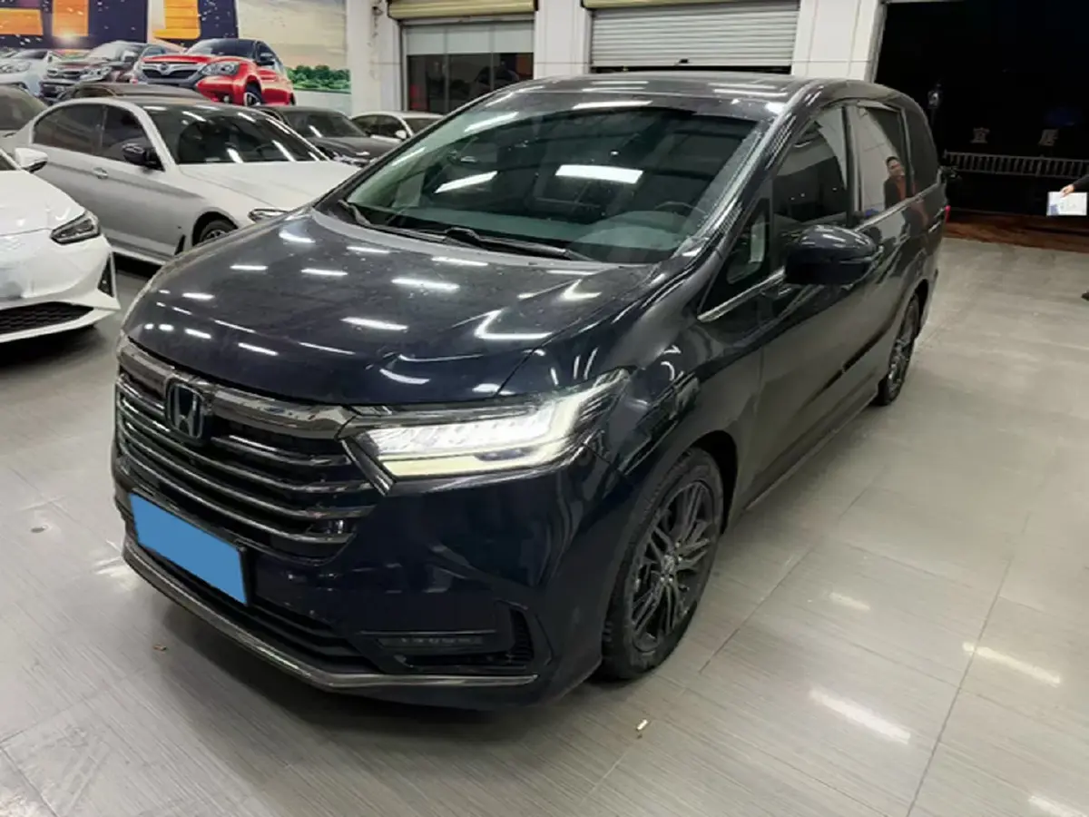 2022 Honda Odyssey 2.0L 146HP L4 E-CVT Hybrid