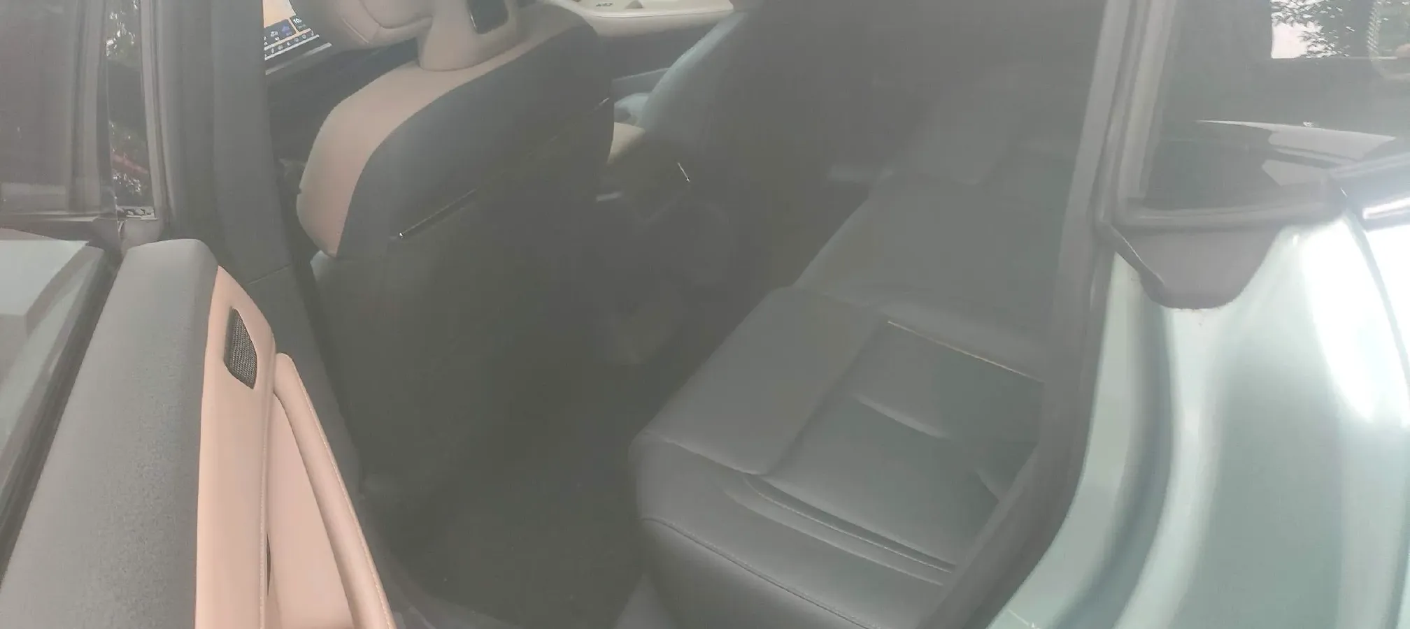 2022 DongFeng Forthing LingZhi EV BEV 68.4KWH,autocango,china used car exporter,china ev exporter,chinese used car exporter,chinese used ev exporter