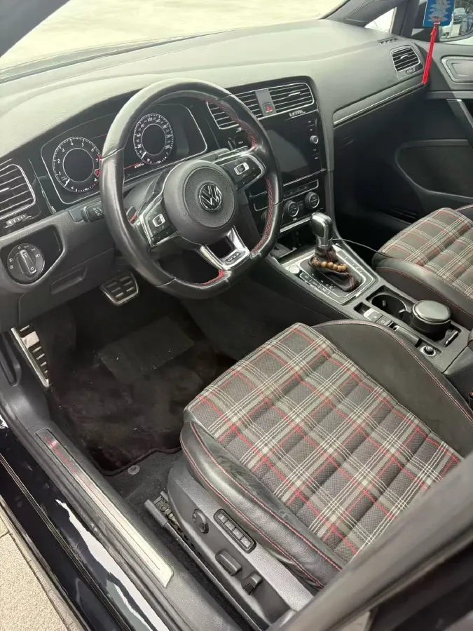 2019 Buick EnvisionPlus 2.0T 260HP L4 9AT,autocango,china used car exporter,china ev exporter,chinese used car exporter,chinese used ev exporter