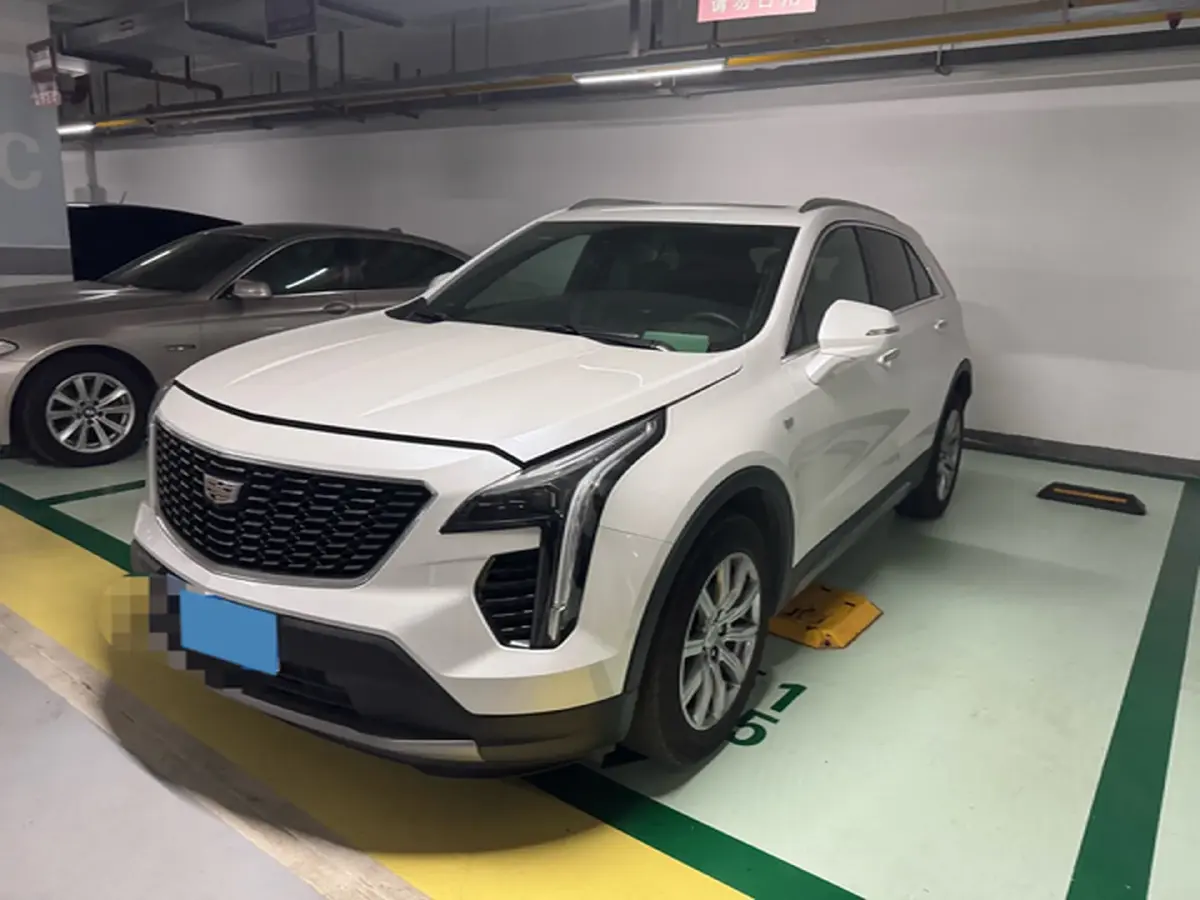 2022 Cadillac XT4 2.0T 237HP L4 9AT