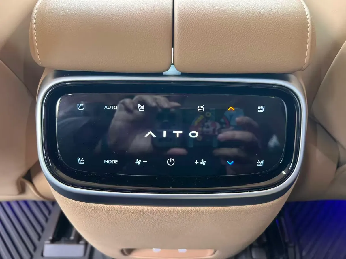 2024 Ford Transit 2.0T 143HP L4 9AT,autocango,china used car exporter,china ev exporter,chinese used car exporter,chinese used ev exporter