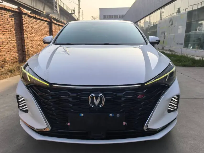 2021 ChangAn Eado 1.4T 160HP L4 7DCT,autocango,china used car exporter,china ev exporter,chinese used car exporter,chinese used ev exporter