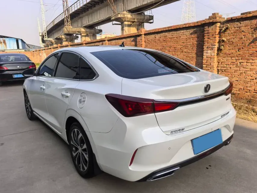 2021 ChangAn Eado 1.4T 160HP L4 7DCT,autocango,china used car exporter,china ev exporter,chinese used car exporter,chinese used ev exporter