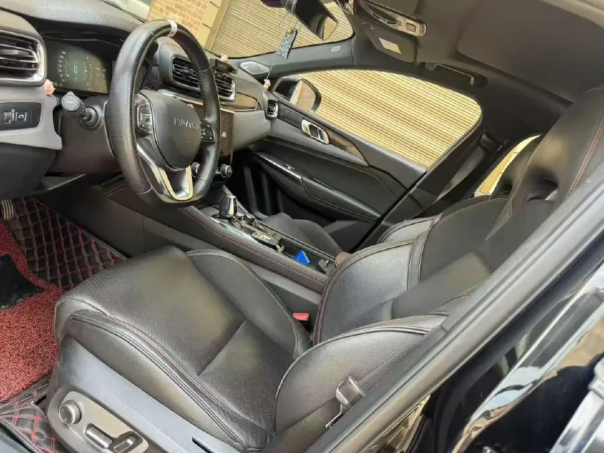 2018 Toyota C-HR 2.0L 171HP L4 CVT,autocango,china used car exporter,china ev exporter,chinese used car exporter,chinese used ev exporter