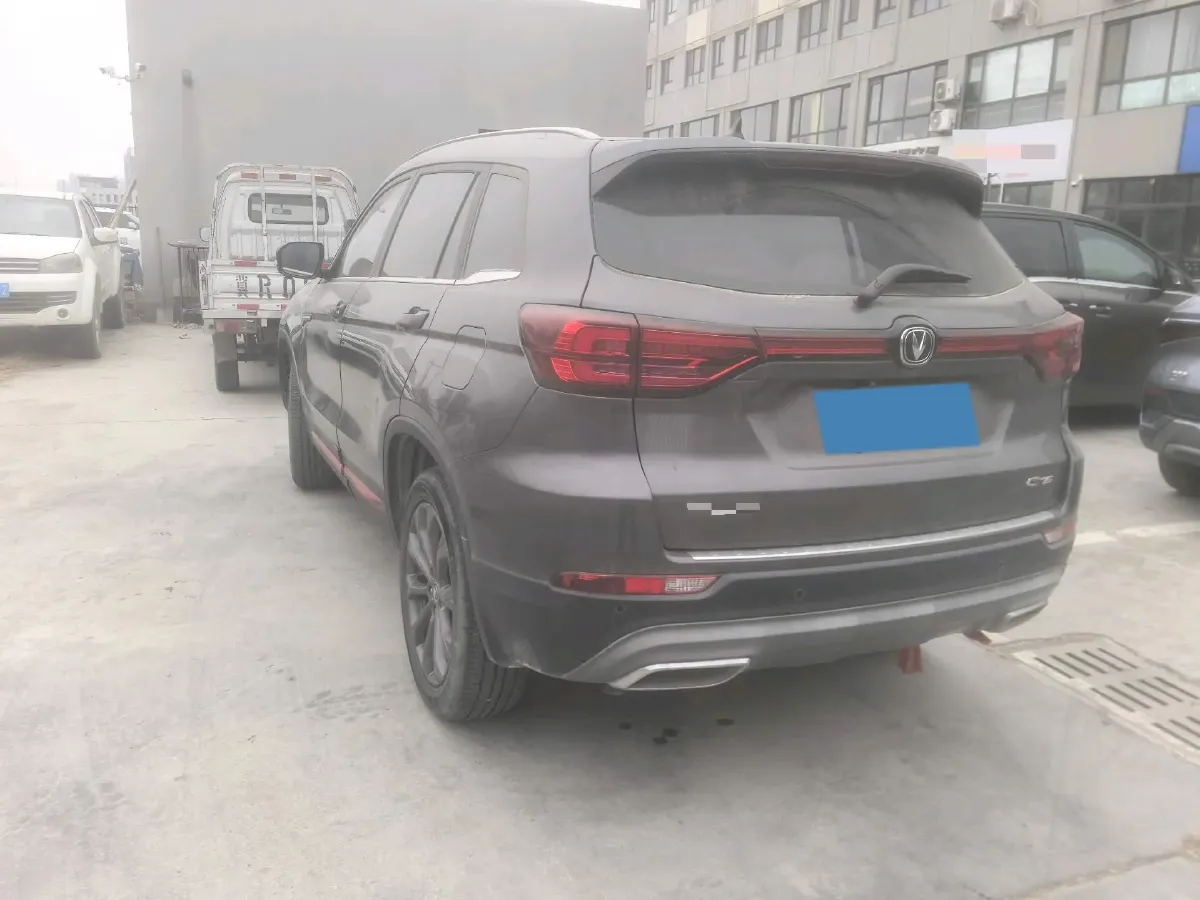 2022 ChangAn CS75 1.5T 180HP L4 7DCT,autocango,china used car exporter,china ev exporter,chinese used car exporter,chinese used ev exporter