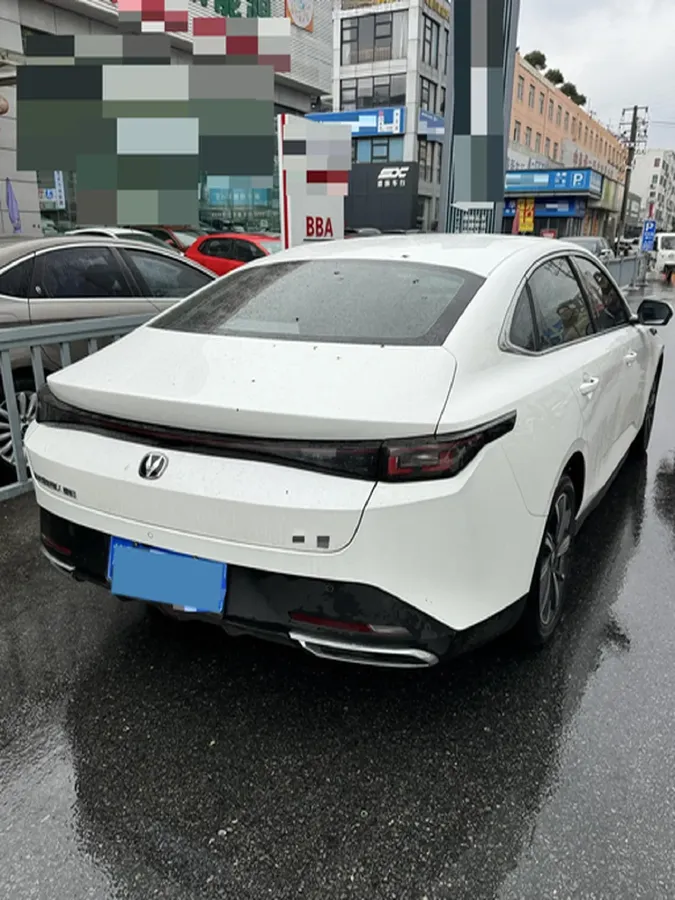 2025 ChangAn Eado 1.5T 192HP L4 7DCT,autocango,china used car exporter,china ev exporter,chinese used car exporter,chinese used ev exporter
