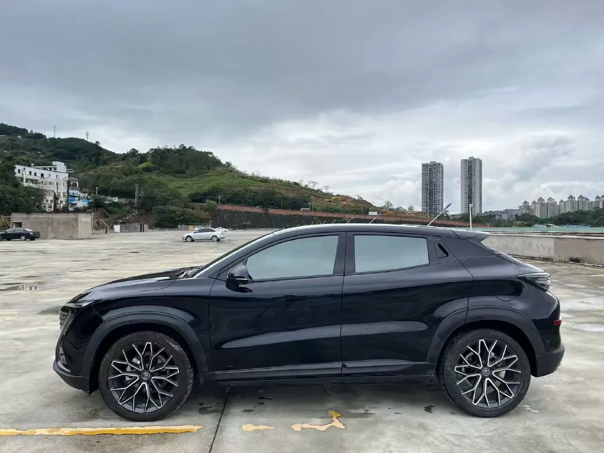 2022 ChangAn UNI-T 1.5T 188HP L4 7DCT,autocango,china used car exporter,china ev exporter,chinese used car exporter,chinese used ev exporter