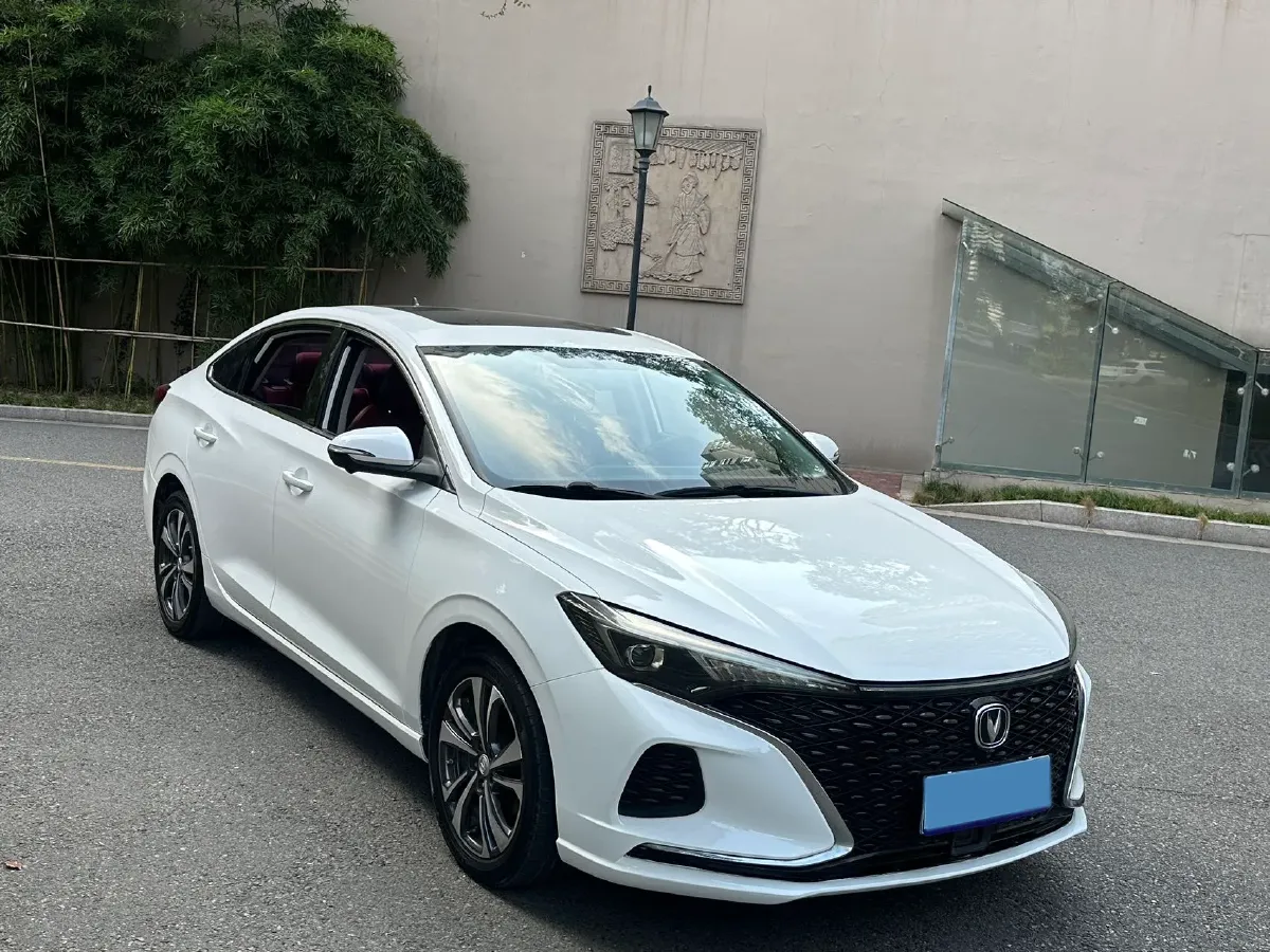 2021 ChangAn Eado 1.4T 160HP L4 7DCT,autocango,china used car exporter,china ev exporter,chinese used car exporter,chinese used ev exporter