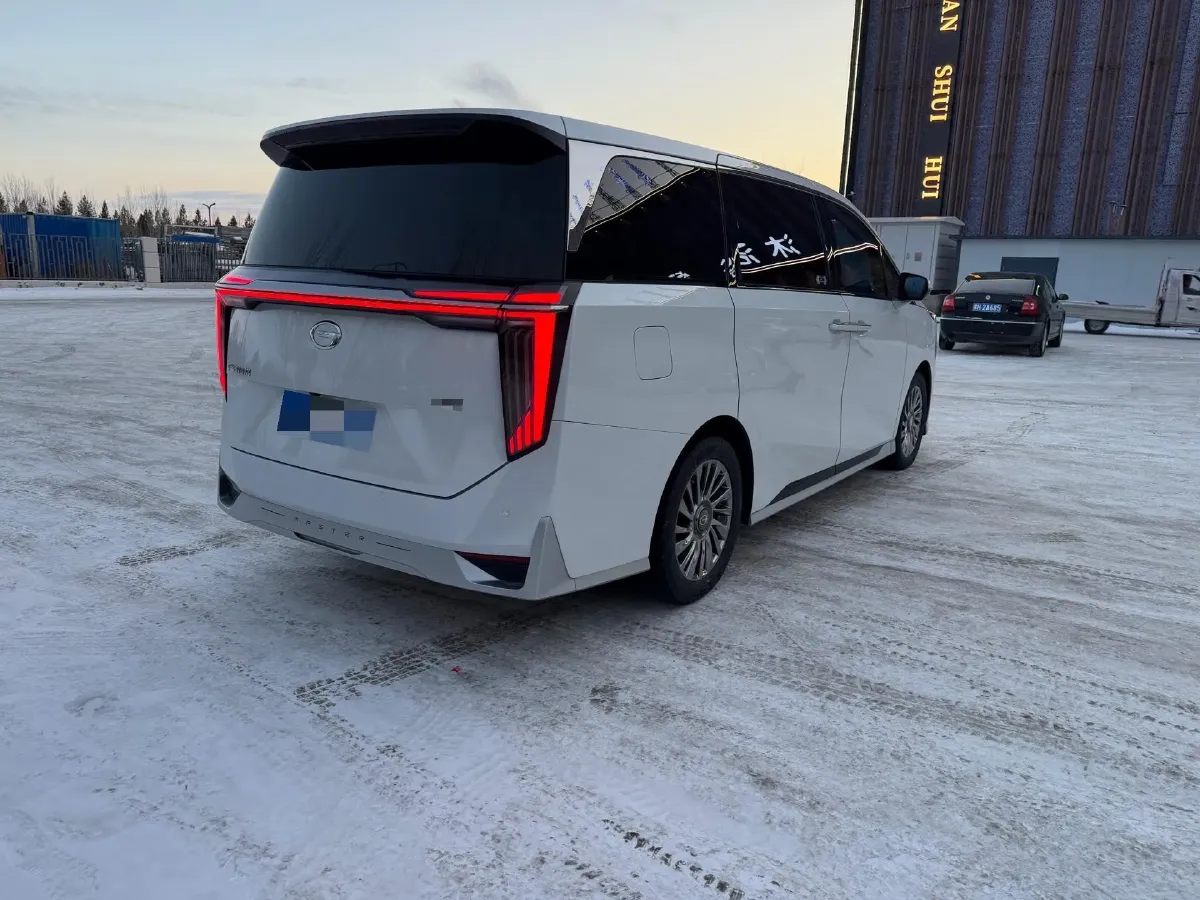 2023 GAC Trumpchi M8 2.0T 252HP L4 8AT,autocango,china used car exporter,china ev exporter,chinese used car exporter,chinese used ev exporter