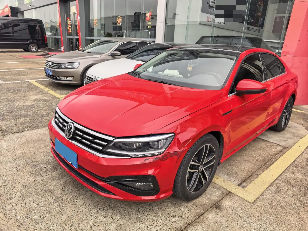 2019 Volkswagen Passat 1.4T 150HP L4 7DCT