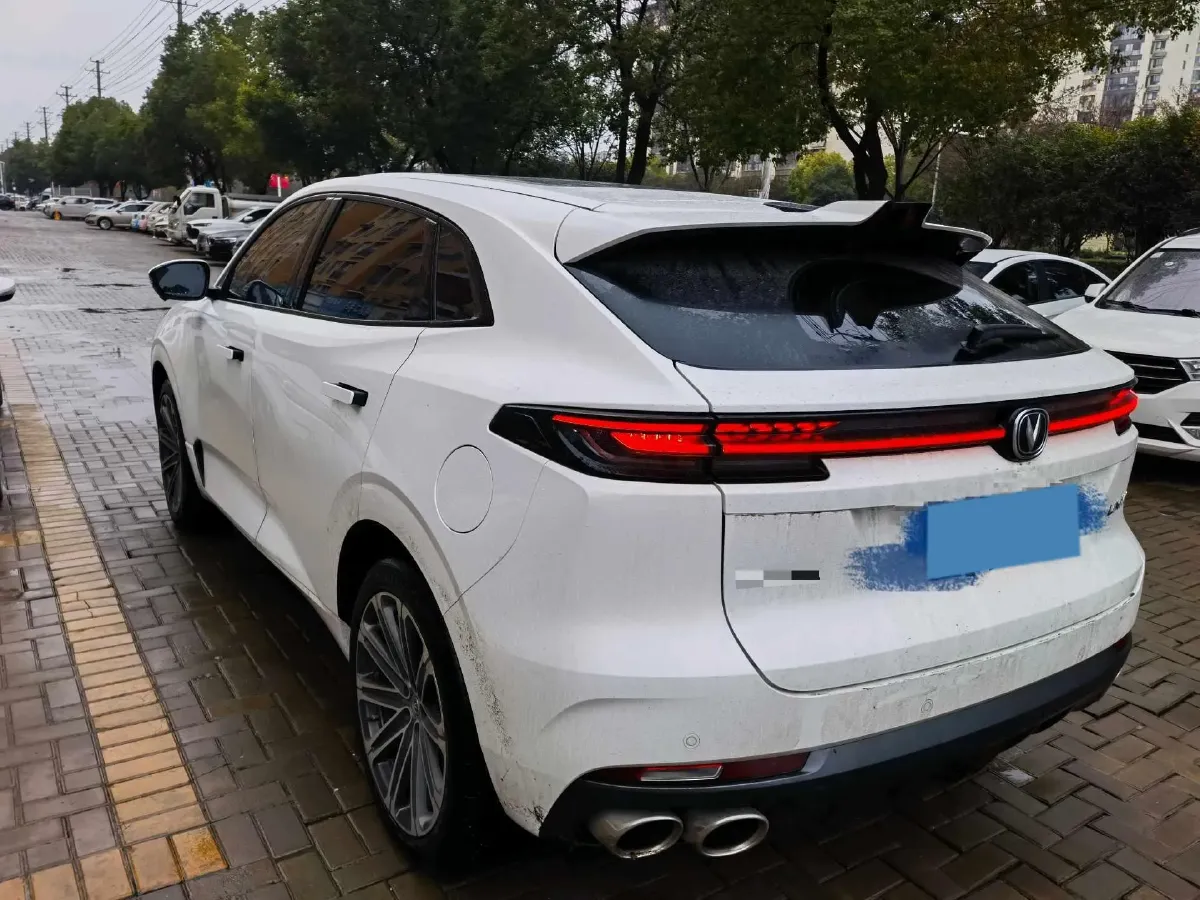 2021 ChangAn UNI-K 2.0T 233HP L4 8AT,autocango,china used car exporter,china ev exporter,chinese used car exporter,chinese used ev exporter