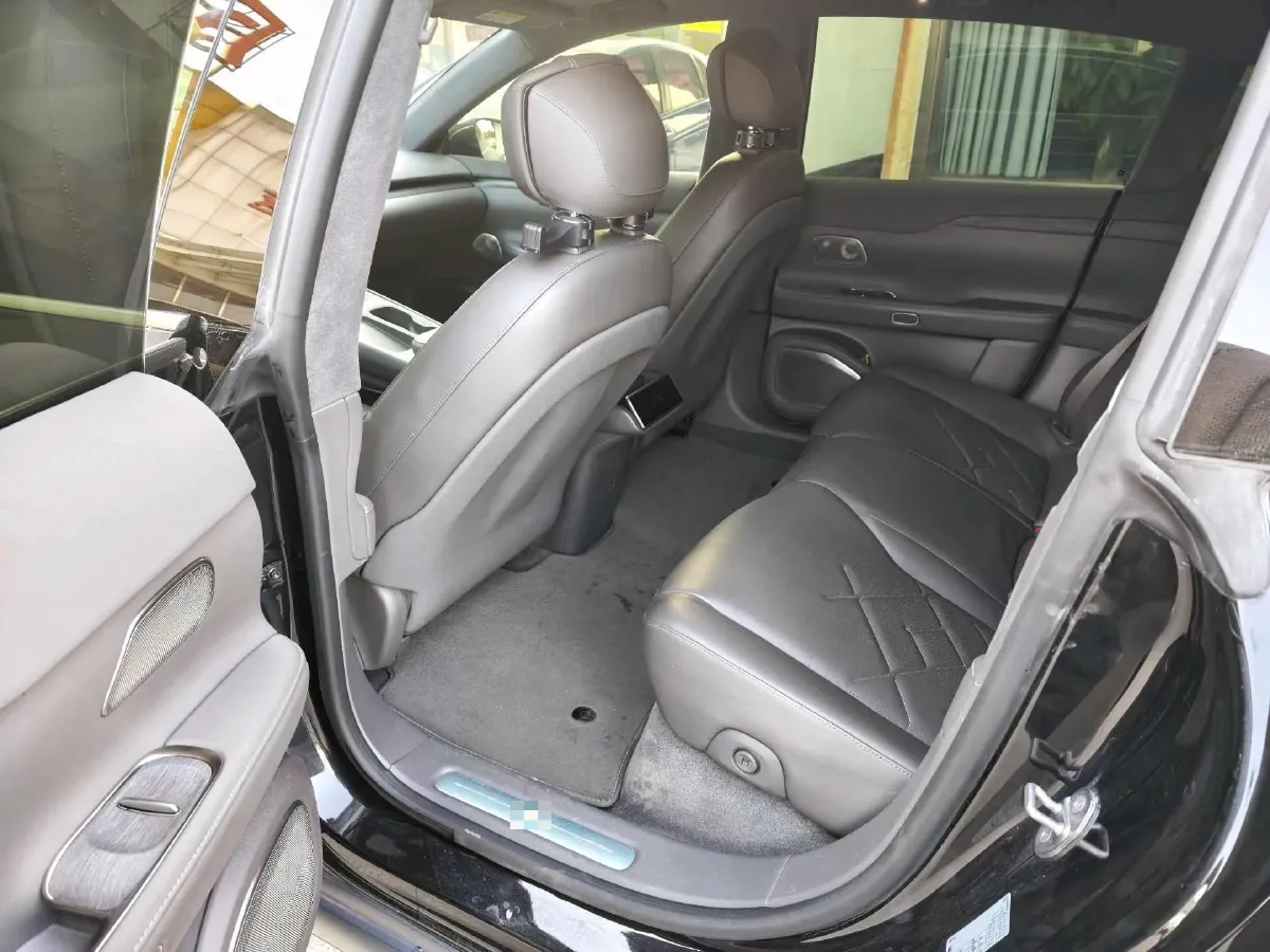 2021 Volkswagen ID.6 Crozz BEV 84.8KWH,autocango,china used car exporter,china ev exporter,chinese used car exporter,chinese used ev exporter