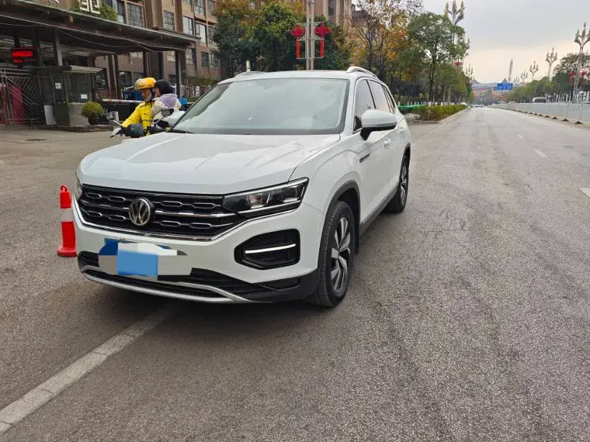 2020 Volkswagen Tayron 2.0T 186HP L4 7DCT