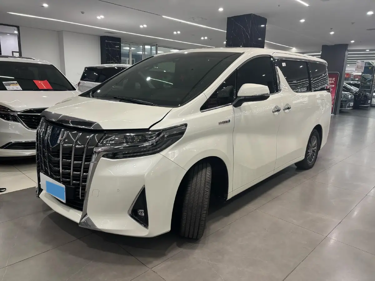 2021 Toyota Alphard 2.5L 117HP L4 E-CVT Hybrid