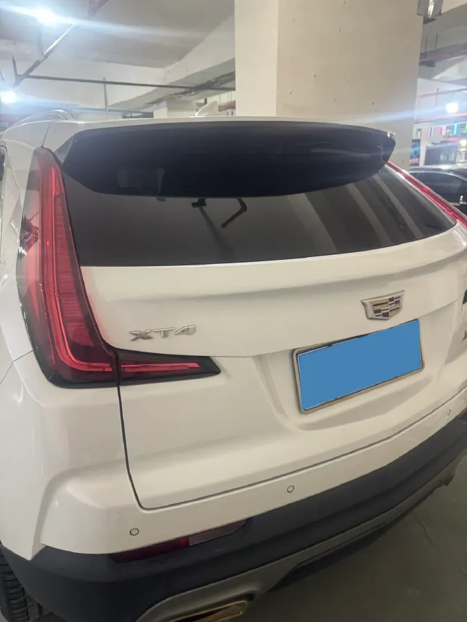 2021 Cadillac XT4 2.0T 237HP L4 9AT,autocango,china used car exporter,china ev exporter,chinese used car exporter,chinese used ev exporter