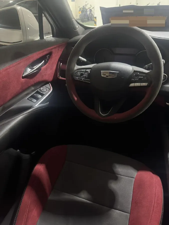 2021 Cadillac XT4 2.0T 237HP L4 9AT,autocango,china used car exporter,china ev exporter,chinese used car exporter,chinese used ev exporter