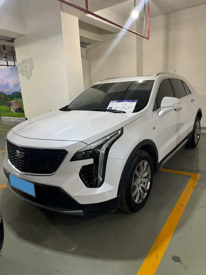 2021 Cadillac XT4 2.0T 237HP L4 9AT