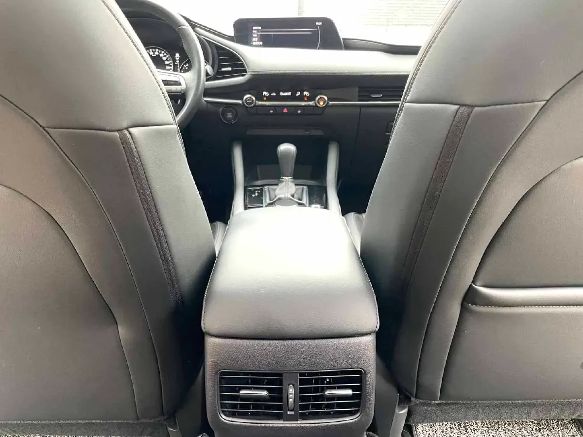 2020 Mazda 3 Axela 2.0L 158HP L4 6AT,autocango,china used car exporter,china ev exporter,chinese used car exporter,chinese used ev exporter