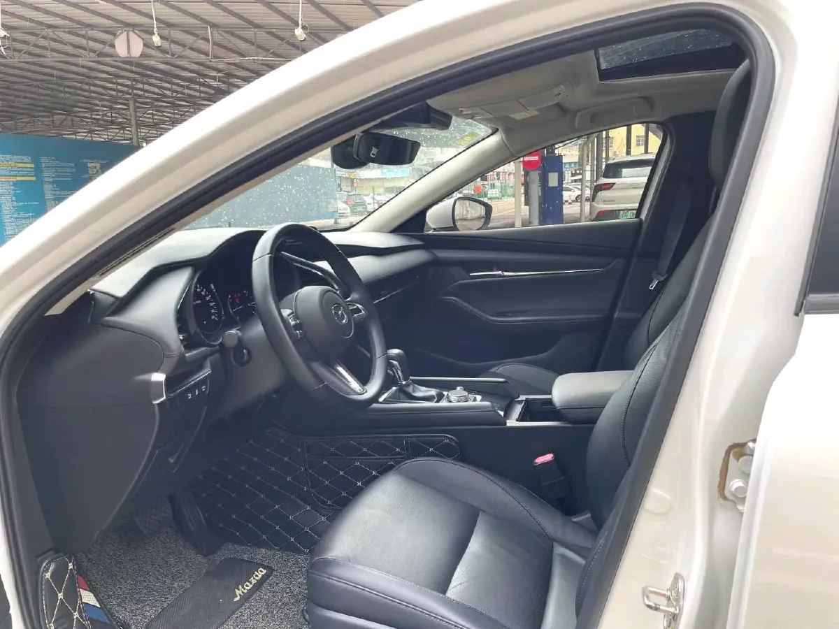 2020 Mazda 3 Axela 2.0L 158HP L4 6AT,autocango,china used car exporter,china ev exporter,chinese used car exporter,chinese used ev exporter