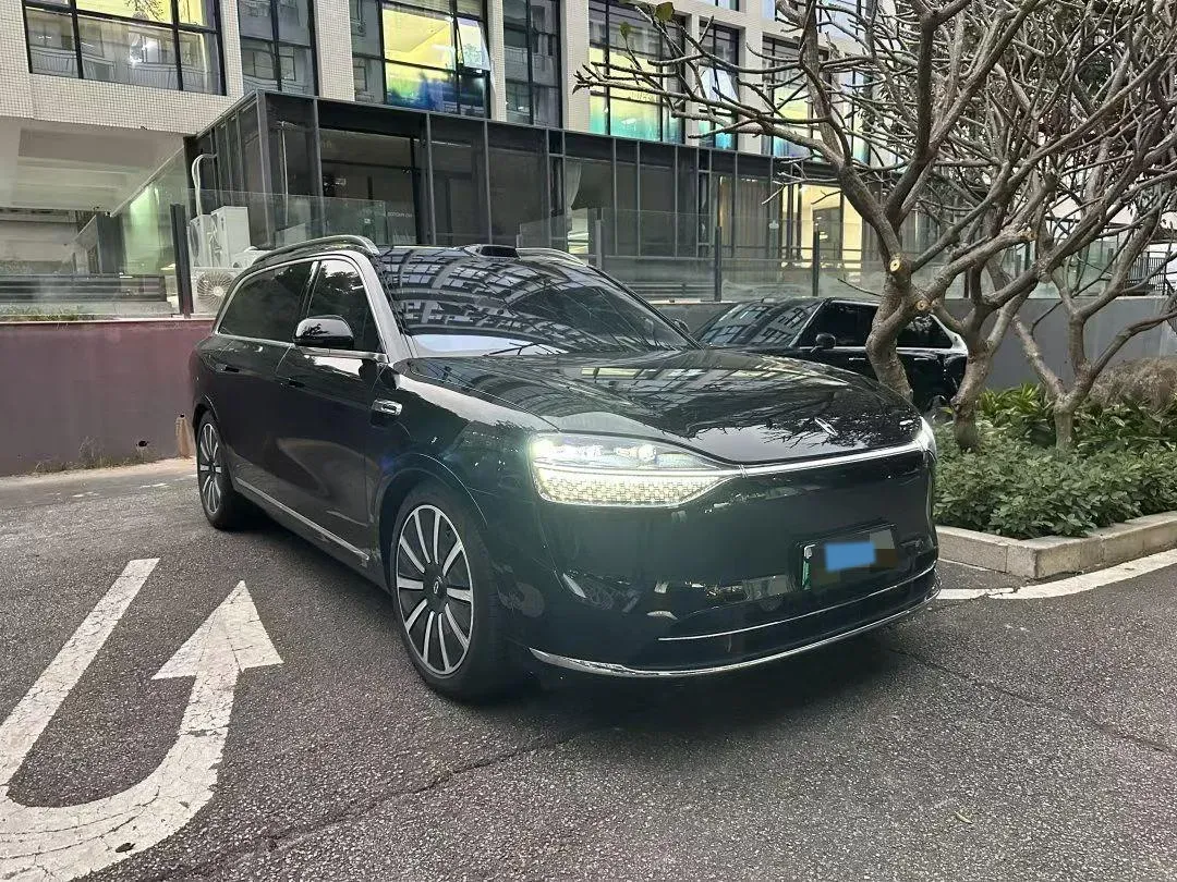 2025 AITO AITO M9 REEV 160HP REEV 52KWH,autocango,china used car exporter,china ev exporter,chinese used car exporter,chinese used ev exporter