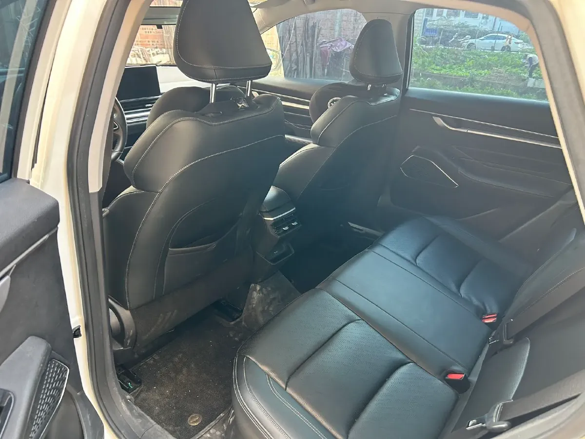 2022 Geely Emgrand 1.5L 114HP L4 CVT,autocango,china used car exporter,china ev exporter,chinese used car exporter,chinese used ev exporter