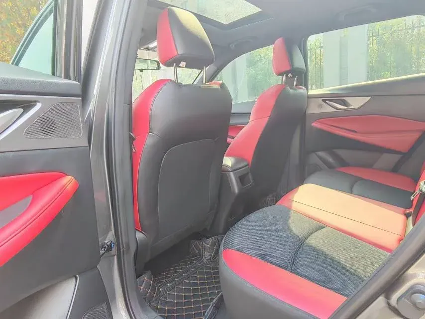 2023 ChangAn CS35 Plus 1.4T 160HP L4 7DCT,autocango,china used car exporter,china ev exporter,chinese used car exporter,chinese used ev exporter