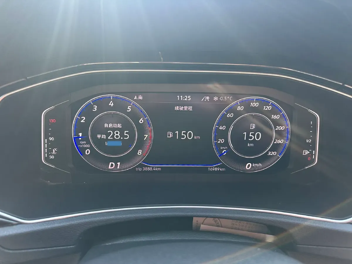 2021 Volkswagen T-Roc 1.4T 150HP L4 7DCT,autocango,china used car exporter,china ev exporter,chinese used car exporter,chinese used ev exporter