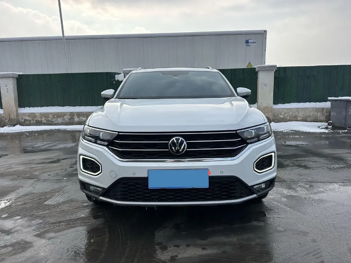 2021 Volkswagen T-Roc 1.4T 150HP L4 7DCT,autocango,china used car exporter,china ev exporter,chinese used car exporter,chinese used ev exporter