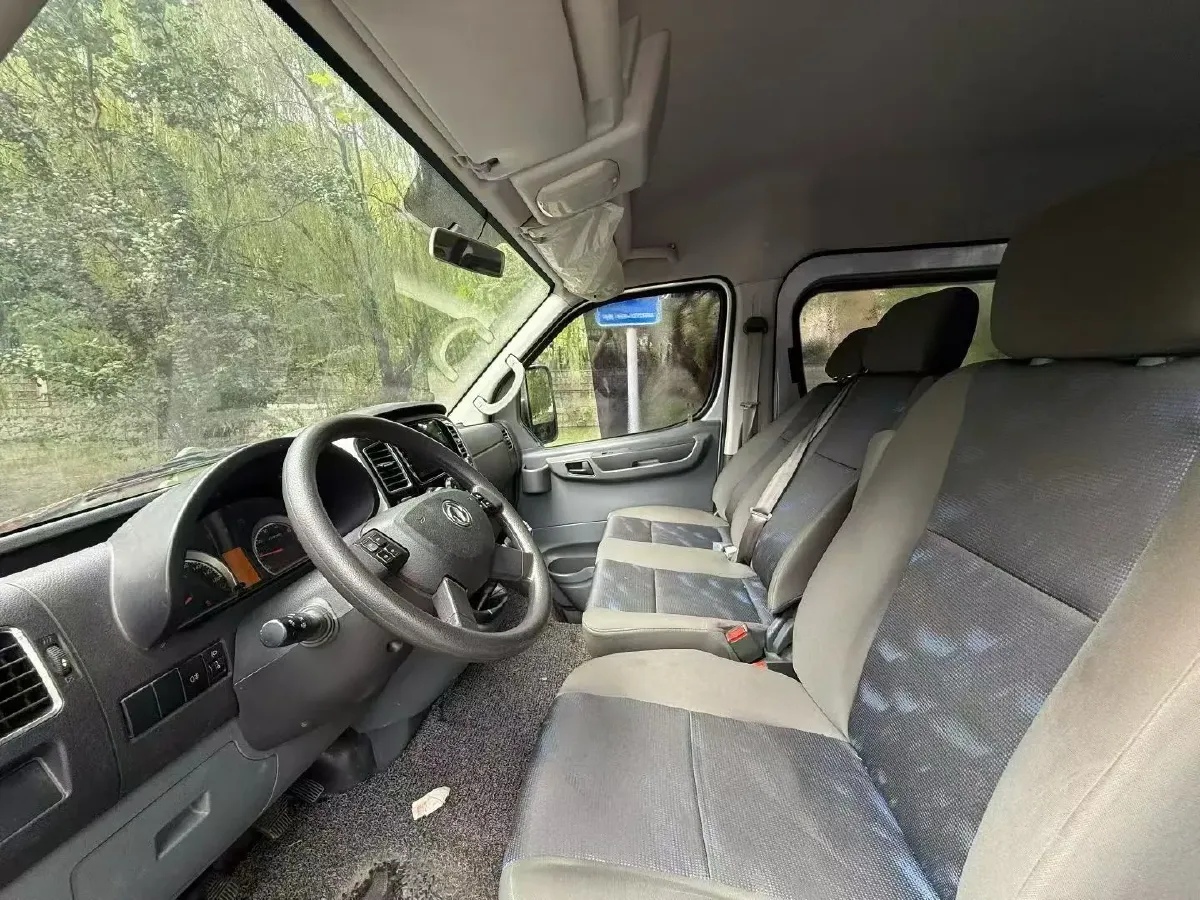 2021 DongFeng DFAC YuFeng 2.3T 136HP L4 6MT,autocango,china used car exporter,china ev exporter,chinese used car exporter,chinese used ev exporter