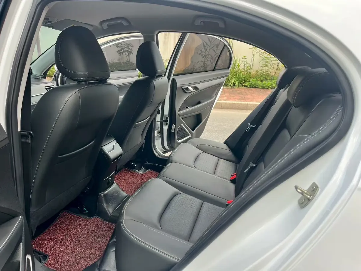 2021 Geely Emgrand 1.5L 109HP L4 CVT,autocango,china used car exporter,china ev exporter,chinese used car exporter,chinese used ev exporter