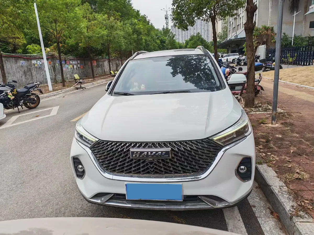 2021 Haval M6 1.5T 150HP L4 7DCT,autocango,china used car exporter,china ev exporter,chinese used car exporter,chinese used ev exporter