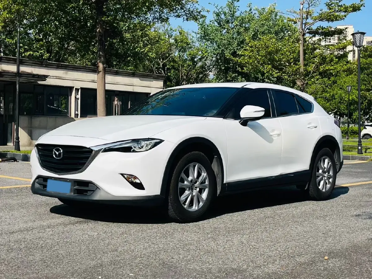 2018 Mazda CX-4 2.0L 158HP L4 6AT