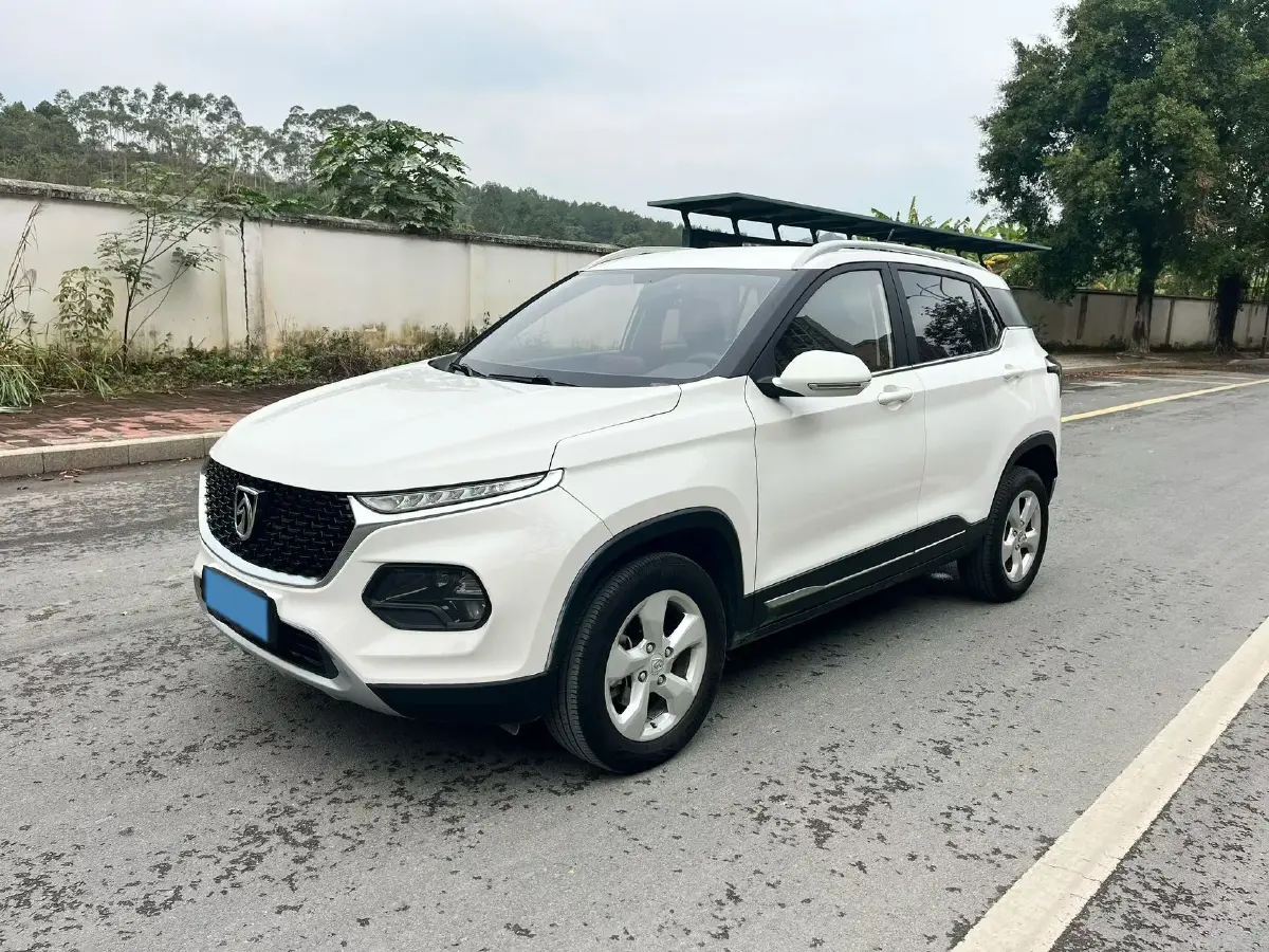 2019 BaoJun 730 1.5L 105HP L4 6MT