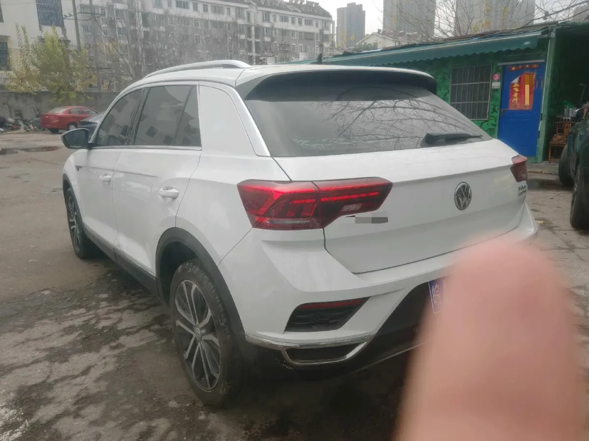 2019 Volkswagen T-Roc 1.4T 150HP L4 7DCT,autocango,china used car exporter,china ev exporter,chinese used car exporter,chinese used ev exporter