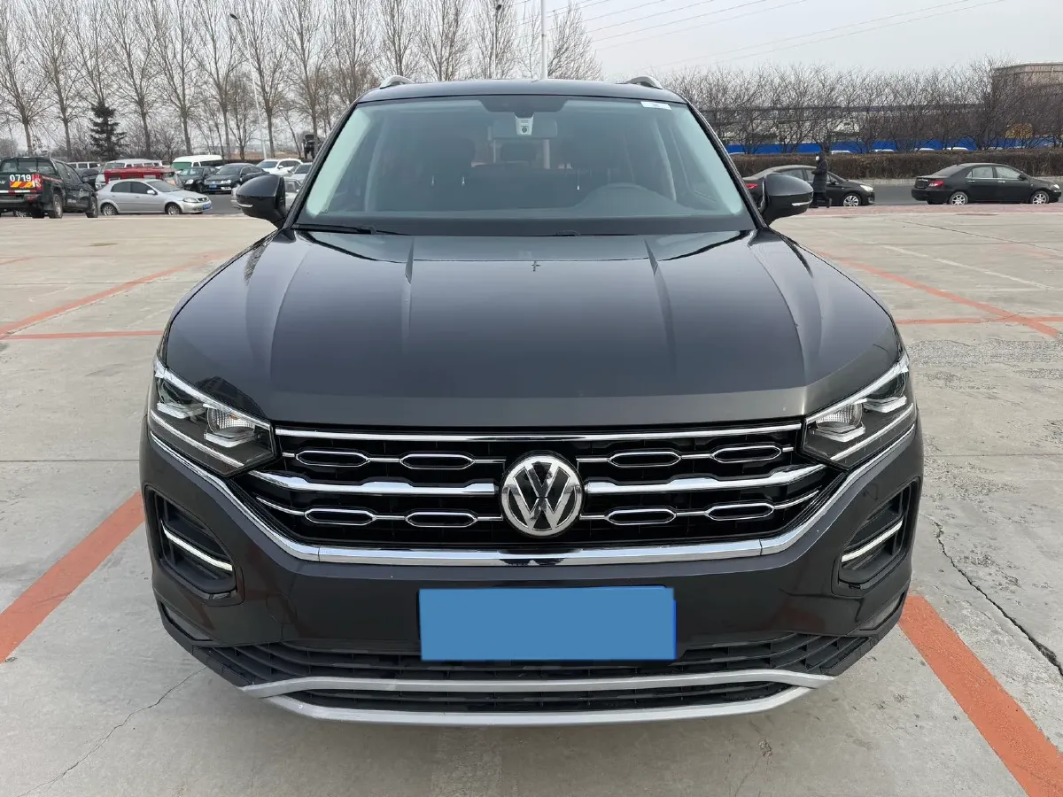 2019 Jeep Cherokee 2.0T 234HP L4 9AT,autocango,china used car exporter,china ev exporter,chinese used car exporter,chinese used ev exporter