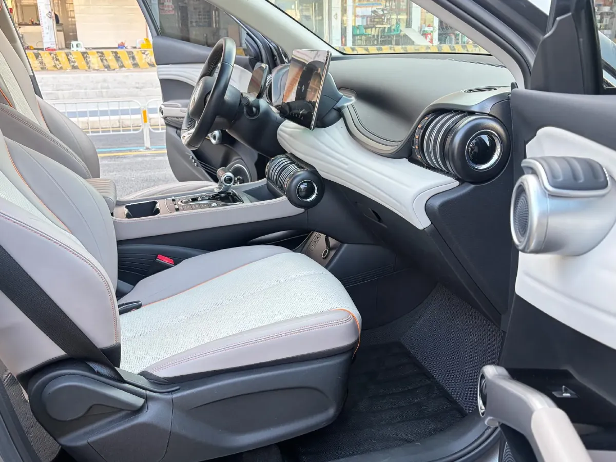 2023 BYD Yuan Plus BEV 49.92KWH,autocango,china used car exporter,china ev exporter,chinese used car exporter,chinese used ev exporter