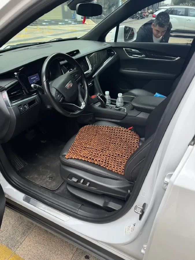 2022 Cadillac XT6 2.0T 237HP L4 9AT,autocango,china used car exporter,china ev exporter,chinese used car exporter,chinese used ev exporter